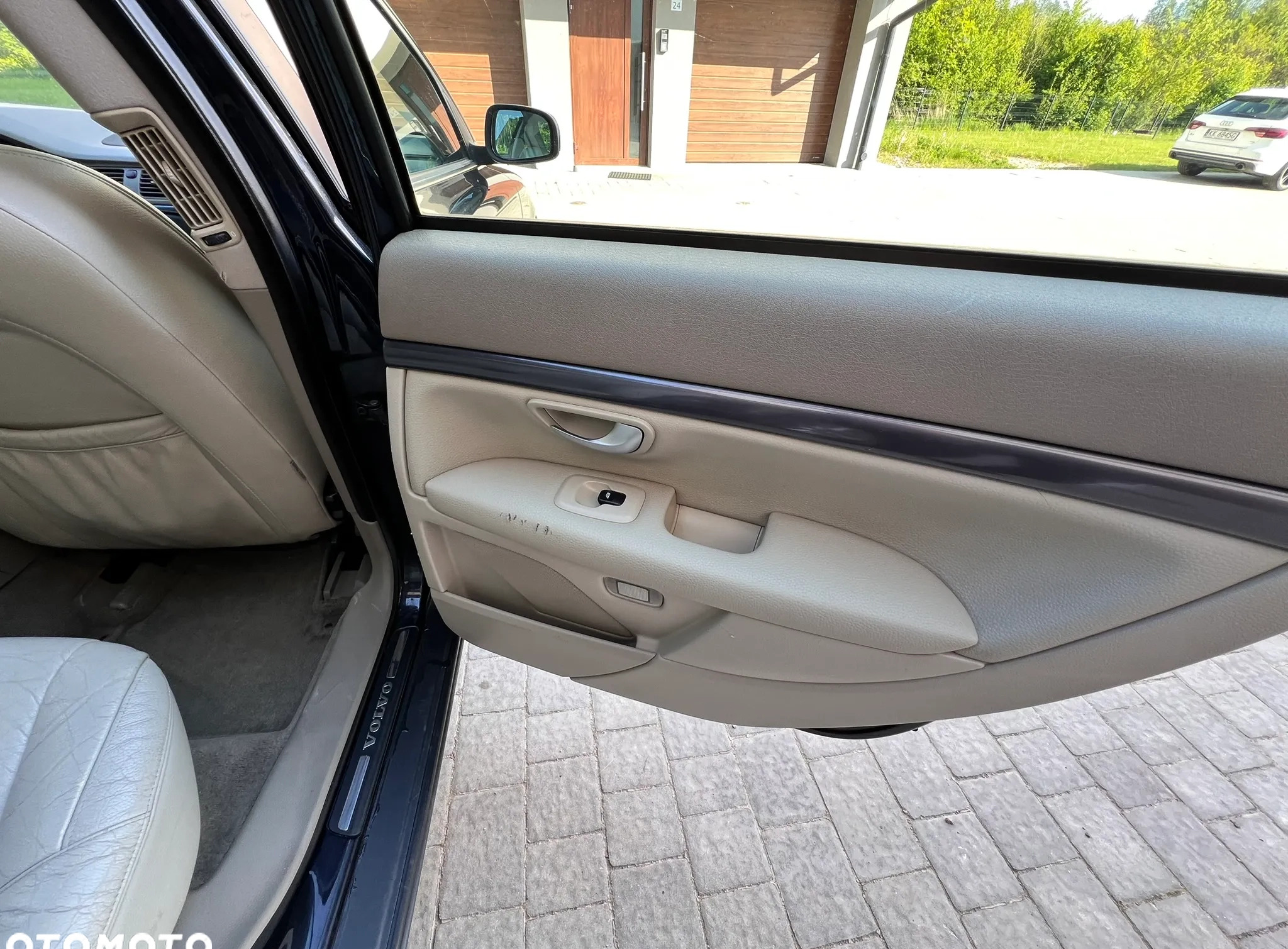 Volvo S80 cena 15000 przebieg: 301318, rok produkcji 2005 z Wieliczka małe 704